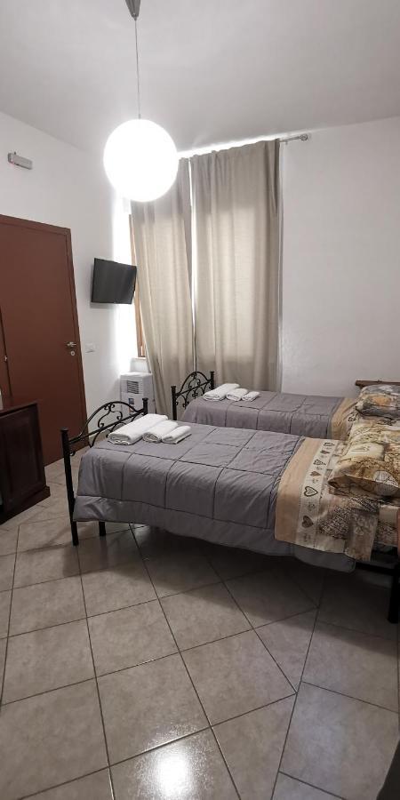 Hotel-Locanda Zanzarina D'Oro Nel Parco Oglio Sud Calvatone Habitación foto